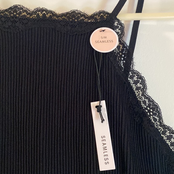 Forever 21 Scalloped Floral Lace-Trim Ribbed Bodysuit - Picture 3 of 6